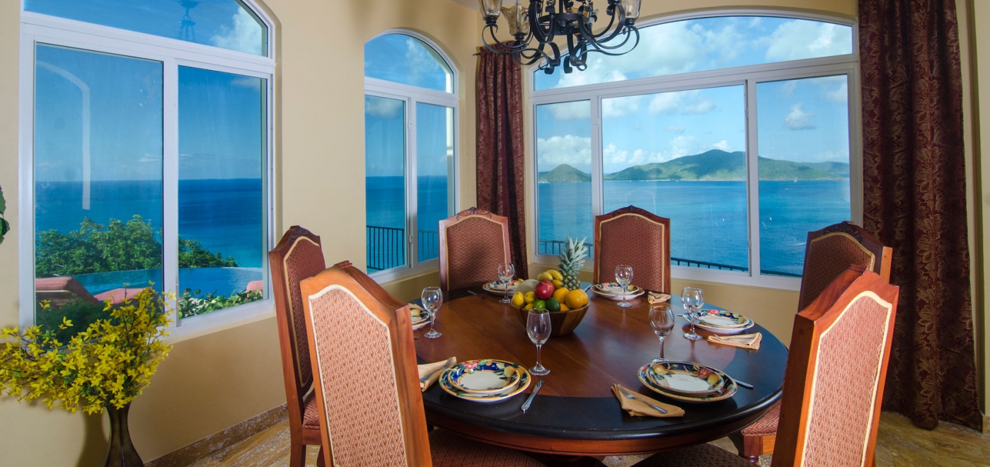 Villa AnaCapri Estate Ocean View Located in Beautiful Cooten Bay