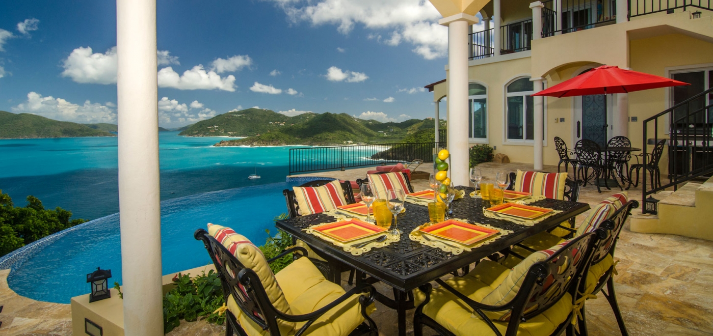 Villa AnaCapri Estate Ocean View Located in Stunning Cooten Bay