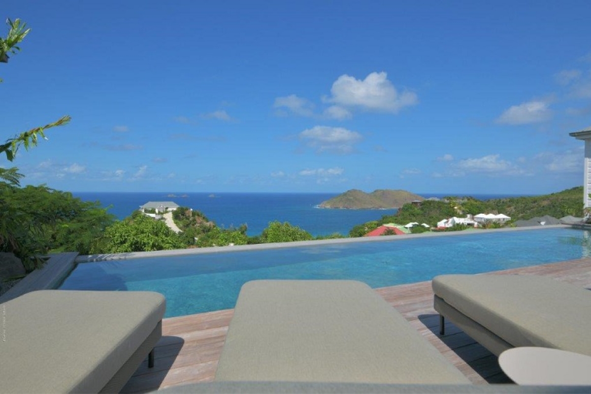 Villa Romance