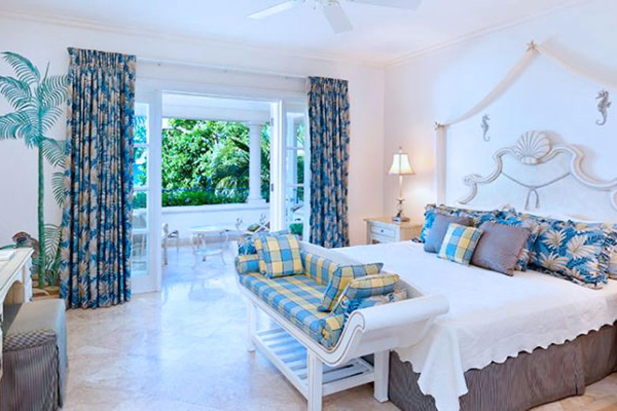 Schooner Bay 201 - Condo Flamboyant 