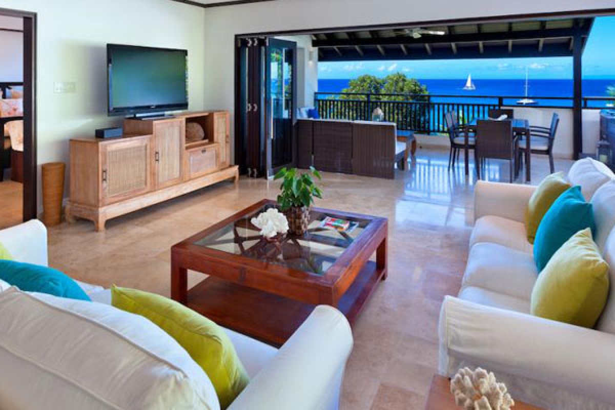 Condo Coral Cove Penthouse 15 