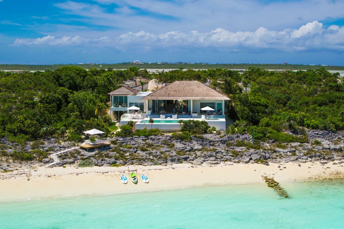 Villa Bristol Bliss | Beach Front - Located in  Fabulous Turtle Tail with Private Pool