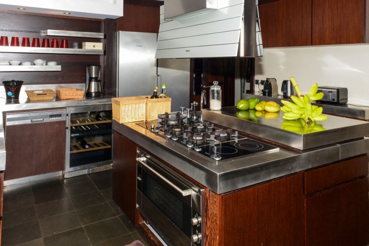 Villa Silver Rainbow 