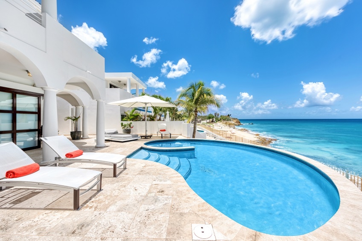 Villa Mumbai  | Beach Front - Located in  Beautiful Cupecoy with Private Pool