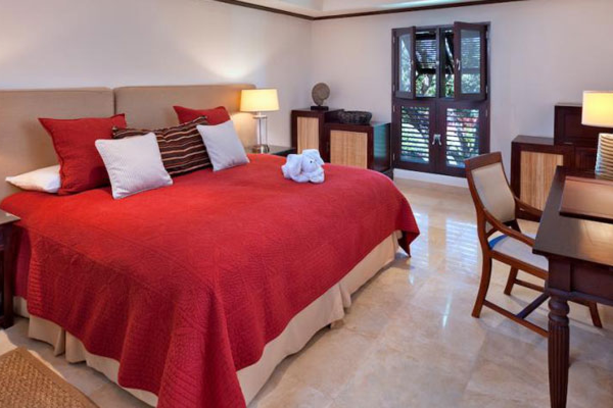 Condo Coral Cove Penthouse 15 