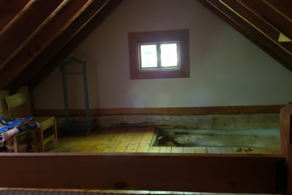 Circa 1850 Settlers Cabin