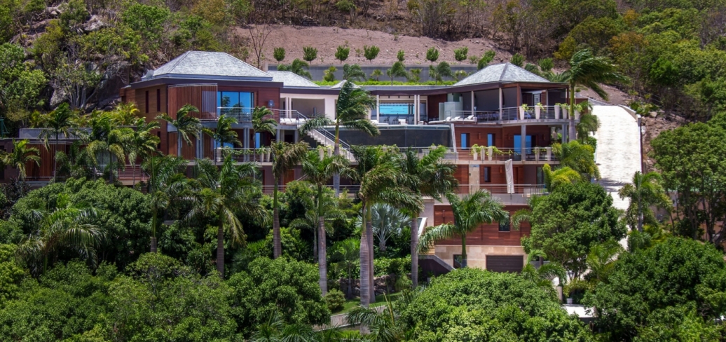 Enjoy The View From The Top (Literally!) At Villa Castle Rock